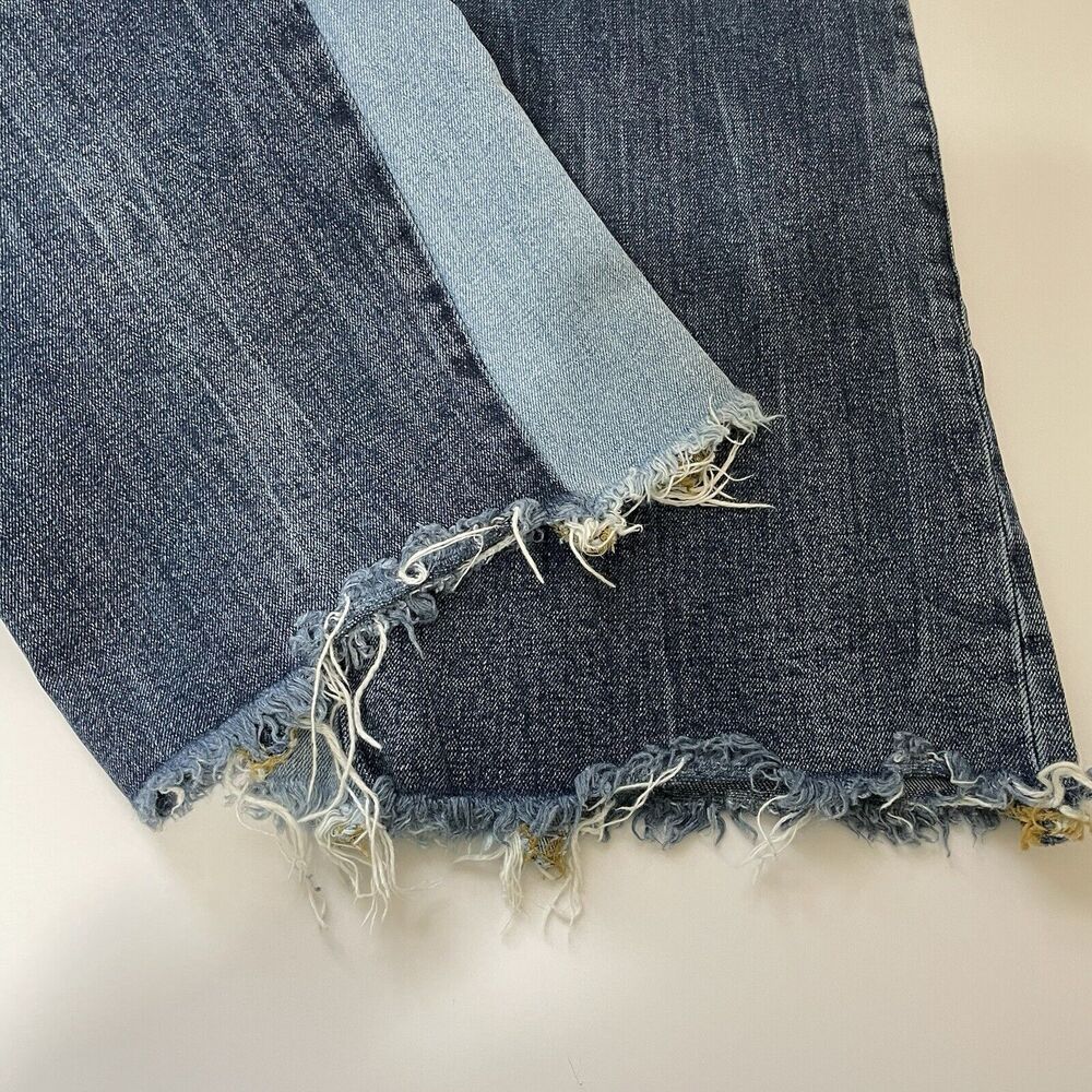 Pilcro Crop Flare Jeans Size 28 Two Tone Blue Denim Raw Hem Button Fly 5 Pocket - Picture 7 of 10